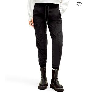 lululemon black joggers